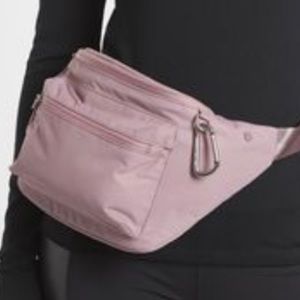 Athleta Via Waist bag 2.0